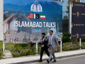 Uncertainty remains ahead of expected US-Iran talks - Hindi News | Uncertainty remains ahead of expected US-Iran talks | Latest international News at Lokmattimes.com