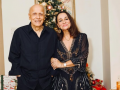 Soni Razdan celebrates ‘ek aur saal, slightly less baal’ with Mahesh Bhatt - Hindi News | Soni Razdan celebrates ‘ek aur saal, slightly less baal’ with Mahesh Bhatt | Latest entertainment News at Lokmattimes.com