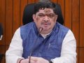 Telangana transport minister appeals to RTC employees to end strike - Hindi News | Telangana transport minister appeals to RTC employees to end strike | Latest national News at Lokmattimes.com