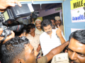 Vijay votes in Neelankarai; urges EC to direct authorities to deploy emergency public transport - Hindi News | Vijay votes in Neelankarai; urges EC to direct authorities to deploy emergency public transport | Latest entertainment News at Lokmattimes.com