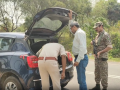 Tight security on Bihar-Bengal border as West Bengal polls underway - Hindi News | Tight security on Bihar-Bengal border as West Bengal polls underway | Latest national News at Lokmattimes.com
