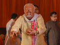 Hindu seers, former Babri Masjid litigant back RSS chief's conviction of India becoming 'Vishwaguru' - Hindi News | Hindu seers, former Babri Masjid litigant back RSS chief's conviction of India becoming 'Vishwaguru' | Latest national News at Lokmattimes.com