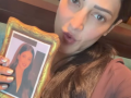 Shruti Haasan receives a special photo frame as gift but with a fun twist - Hindi News | Shruti Haasan receives a special photo frame as gift but with a fun twist | Latest entertainment News at Lokmattimes.com