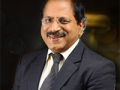 SEBI warns Manappuram Finance CMD over delayed shares pledge disclosure - Hindi News | SEBI warns Manappuram Finance CMD over delayed shares pledge disclosure | Latest technology News at Lokmattimes.com