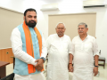 Bihar CM Samrat Choudhary meets Nitish Kumar post trust vote in Patna - Hindi News | Bihar CM Samrat Choudhary meets Nitish Kumar post trust vote in Patna | Latest national News at Lokmattimes.com