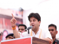 Jyotiraditya Scindia announces Rs 2,500cr defence plant, unveils infra projects in Kolaras - Hindi News | Jyotiraditya Scindia announces Rs 2,500cr defence plant, unveils infra projects in Kolaras | Latest national News at Lokmattimes.com