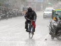 Heavy rain alert for western TN, strong winds likely till May 2 - Hindi News | Heavy rain alert for western TN, strong winds likely till May 2 | Latest national News at Lokmattimes.com