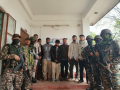 ULFA(I) cadre among 15 held in joint Army-Assam Police ops - Hindi News | ULFA(I) cadre among 15 held in joint Army-Assam Police ops | Latest national News at Lokmattimes.com