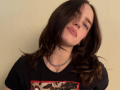 Billie Eilish could 'barley stand' before her surprise appearance during Justin Bieber’s Coachella set - Hindi News | Billie Eilish could 'barley stand' before her surprise appearance during Justin Bieber’s Coachella set | Latest entertainment News at Lokmattimes.com