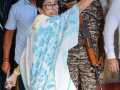CM Mamata alleges voter harassment by central forces during Bengal polls - Hindi News | CM Mamata alleges voter harassment by central forces during Bengal polls | Latest national News at Lokmattimes.com