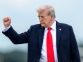 Trump claims Iran weakened, seeks deal - Hindi News | Trump claims Iran weakened, seeks deal | Latest international News at Lokmattimes.com