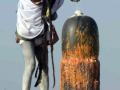 Ancient Shivaling emerges during tunnel excavation near Mahakaleshwar Temple in Ujjain - Hindi News | Ancient Shivaling emerges during tunnel excavation near Mahakaleshwar Temple in Ujjain | Latest national News at Lokmattimes.com