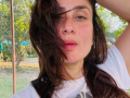 Kareena Kapoor Khan flaunts golden glow with ‘Haryana ki dhoop’ - Hindi News | Kareena Kapoor Khan flaunts golden glow with ‘Haryana ki dhoop’ | Latest entertainment News at Lokmattimes.com