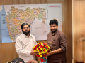 Bacchu Kadu’s theatrical political shift a ‘Samadhi’ of sham, Shiv Sena UBT in Saamana - Hindi News | Bacchu Kadu’s theatrical political shift a ‘Samadhi’ of sham, Shiv Sena UBT in Saamana | Latest national News at Lokmattimes.com