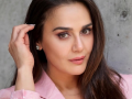 When Preity Zinta reacted to Kareena Kapoor Khan constantly raving about losing ‘Kal Ho Naa Ho’ to her - Hindi News | When Preity Zinta reacted to Kareena Kapoor Khan constantly raving about losing ‘Kal Ho Naa Ho’ to her | Latest entertainment News at Lokmattimes.com