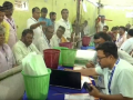 Bengal results: Tough battle between BJP and Trinamool after 1st hour counting; Cong, Left nowhere - Hindi News | Bengal results: Tough battle between BJP and Trinamool after 1st hour counting; Cong, Left nowhere | Latest national News at Lokmattimes.com