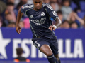 Vinicius' double keeps Madrid alive as Barca made to wait for La Liga title - Hindi News | Vinicius' double keeps Madrid alive as Barca made to wait for La Liga title | Latest other-sports News at Lokmattimes.com