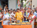 K'taka BJP leaders celebrate Bengal, Assam performance; say PM Modi ensures national security - Hindi News | K'taka BJP leaders celebrate Bengal, Assam performance; say PM Modi ensures national security | Latest national News at Lokmattimes.com