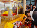 Blessing that transcends time: Kiren Rijiju pays obeisance to sacred relics of Lord Buddha in Leh - Hindi News | Blessing that transcends time: Kiren Rijiju pays obeisance to sacred relics of Lord Buddha in Leh | Latest national News at Lokmattimes.com