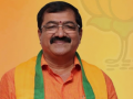 Karnataka BJP MLA BP Harish faces arrest in atrocity case after court warrant - Hindi News | Karnataka BJP MLA BP Harish faces arrest in atrocity case after court warrant | Latest national News at Lokmattimes.com