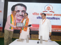 Delhi BJP chief trains party workers from North-West district​ - Hindi News | Delhi BJP chief trains party workers from North-West district​ | Latest national News at Lokmattimes.com