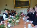 PM Modi's Oslo visit reflects growing partnership, shared ambitions: Norwegian PM - Hindi News | PM Modi's Oslo visit reflects growing partnership, shared ambitions: Norwegian PM | Latest international News at Lokmattimes.com