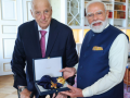 PM Modi conferred with 32nd global honour — Grand Cross of Royal Norwegian Order of Merit - Hindi News | PM Modi conferred with 32nd global honour — Grand Cross of Royal Norwegian Order of Merit | Latest international News at Lokmattimes.com