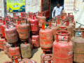 Domestic LPG production up by 40 pc as supply concerns remain: Govt - Hindi News | Domestic LPG production up by 40 pc as supply concerns remain: Govt | Latest business News at Lokmattimes.com