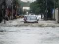 Heavy rains lash Hyderabad, other parts of Telangana - Hindi News | Heavy rains lash Hyderabad, other parts of Telangana | Latest national News at Lokmattimes.com