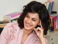 Taapsee Pannu recalls the time she secretly got her hair straightened - Hindi News | Taapsee Pannu recalls the time she secretly got her hair straightened | Latest maharashtra News at Lokmattimes.com