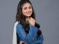 Pak actress Sajal Aly says 'Dhoop Ki Deewar' roots for unity between India, Pak - Hindi News | Pak actress Sajal Aly says 'Dhoop Ki Deewar' roots for unity between India, Pak | Latest entertainment News at Lokmattimes.com