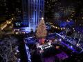 Christmas arrives in NYC with lighting of Rockefeller Center tree - Hindi News | Christmas arrives in NYC with lighting of Rockefeller Center tree | Latest international News at Lokmattimes.com