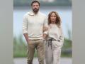 Jennifer Lopez, Ben Affleck spent low-key Thanksgiving holiday in LA: Insider - Hindi News | Jennifer Lopez, Ben Affleck spent low-key Thanksgiving holiday in LA: Insider | Latest entertainment News at Lokmattimes.com