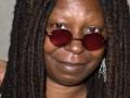 Whoopi Goldberg reveals why she stopped dating younger men - Hindi News | Whoopi Goldberg reveals why she stopped dating younger men | Latest entertainment News at Lokmattimes.com