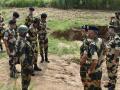 BSF Director General visits border outposts in Samba sector to review security arrangements - Hindi News | BSF Director General visits border outposts in Samba sector to review security arrangements | Latest national News at Lokmattimes.com