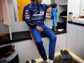 F1: McLaren's Ricciardo fit to race in Bahrain after negative Covid-19 test - Hindi News | F1: McLaren's Ricciardo fit to race in Bahrain after negative Covid-19 test | Latest other-sports News at Lokmattimes.com