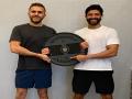 Farhan Akhtar, Ritesh Sidhwani collaborate with Netflix for new projects - Hindi News | Farhan Akhtar, Ritesh Sidhwani collaborate with Netflix for new projects | Latest entertainment News at Lokmattimes.com