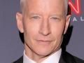 Anderson Cooper fills in for suspended Chris Cuomo on CNN - Hindi News | Anderson Cooper fills in for suspended Chris Cuomo on CNN | Latest entertainment News at Lokmattimes.com