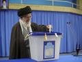 Khamenei urges citizens to participate in presidential election - Hindi News | Khamenei urges citizens to participate in presidential election | Latest politics News at Lokmattimes.com