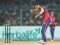 RR vs KKR: Yuzvendra Chahal becomes the highest wicket-taker in IPL, surpasses Dwayne Bravo - Hindi News | RR vs KKR: Yuzvendra Chahal becomes the highest wicket-taker in IPL, surpasses Dwayne Bravo | Latest cricket News at Lokmattimes.com