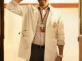 Ayushmann shares his 'Doctor G' look from the campus comedy - Hindi News | Ayushmann shares his 'Doctor G' look from the campus comedy | Latest entertainment News at Lokmattimes.com