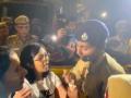 Delhi Police detains DCW chief Swati Maliwal from Jantar Mantar - Hindi News | Delhi Police detains DCW chief Swati Maliwal from Jantar Mantar | Latest national News at Lokmattimes.com