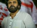 Fighting my own battle against YSRCP, says Pawan Kalyan - Hindi News | Fighting my own battle against YSRCP, says Pawan Kalyan | Latest politics News at Lokmattimes.com