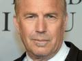 Kevin Costner delivers moving tribute to Whitney and her real 'bodyguard' - Hindi News | Kevin Costner delivers moving tribute to Whitney and her real 'bodyguard' | Latest entertainment News at Lokmattimes.com