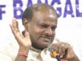 Kumaraswamy to become 'king' as BJP, Cong trying to forge post-poll alliance with JD(S): Sources - Hindi News | Kumaraswamy to become 'king' as BJP, Cong trying to forge post-poll alliance with JD(S): Sources | Latest politics News at Lokmattimes.com