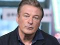 Alec Baldwin could face charges for 'Rust' fatal shooting - Hindi News | Alec Baldwin could face charges for 'Rust' fatal shooting | Latest entertainment News at Lokmattimes.com