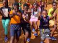 Ugandan children shake-a-leg on Vicky, Kiara's 'Kya Baat Hai 2.0' - Hindi News | Ugandan children shake-a-leg on Vicky, Kiara's 'Kya Baat Hai 2.0' | Latest entertainment News at Lokmattimes.com
