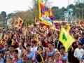 Tibetans in exile endorse 'middle-way' policy on Tibet - Hindi News | Tibetans in exile endorse 'middle-way' policy on Tibet | Latest national News at Lokmattimes.com
