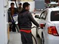 Pakistan's oil sector warns of looming petrol, diesel crisis - Hindi News | Pakistan's oil sector warns of looming petrol, diesel crisis | Latest international News at Lokmattimes.com