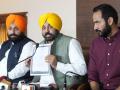 Panjab University emotional, cultural legacy of Punjab: Mann - Hindi News | Panjab University emotional, cultural legacy of Punjab: Mann | Latest politics News at Lokmattimes.com